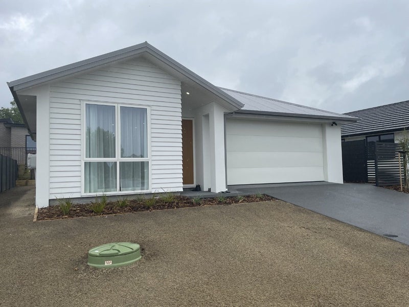 9 Glenbervie Drive, GLENBERVIE - Carousel 1