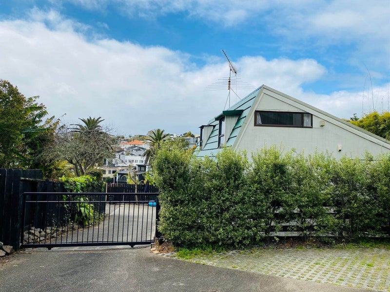 2/70 Tautari Street, Orakei, Auckland - Carousel 1