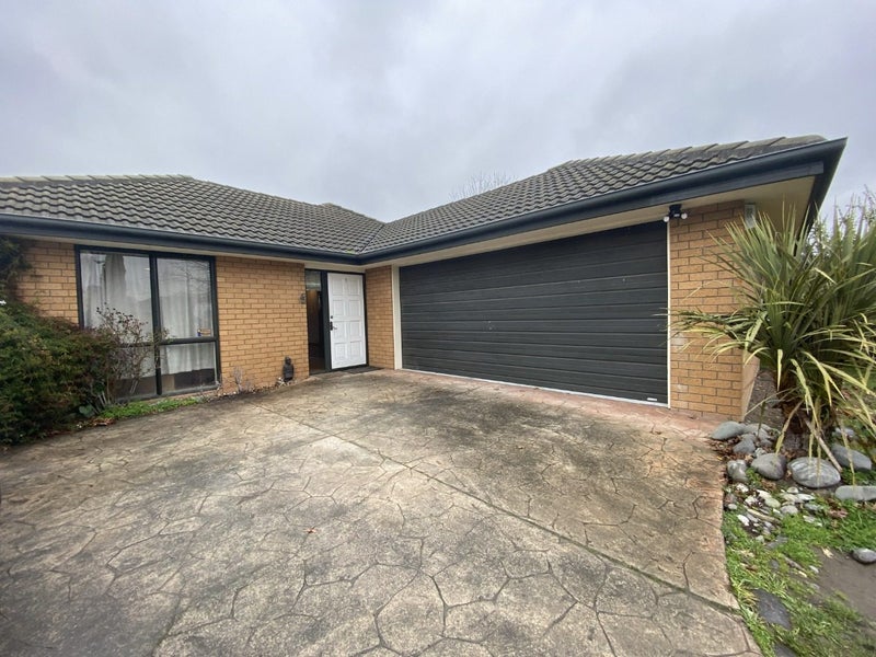7 Iroquois Place, Wigram, Christchurch - Carousel 2