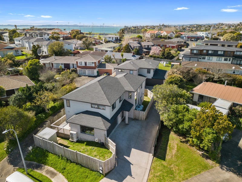 11 Mander Place, Bucklands Beach, Auckland - Carousel 2