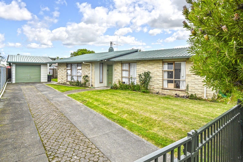 116 Portsmouth Road, Flaxmere, Hastings - Carousel 1