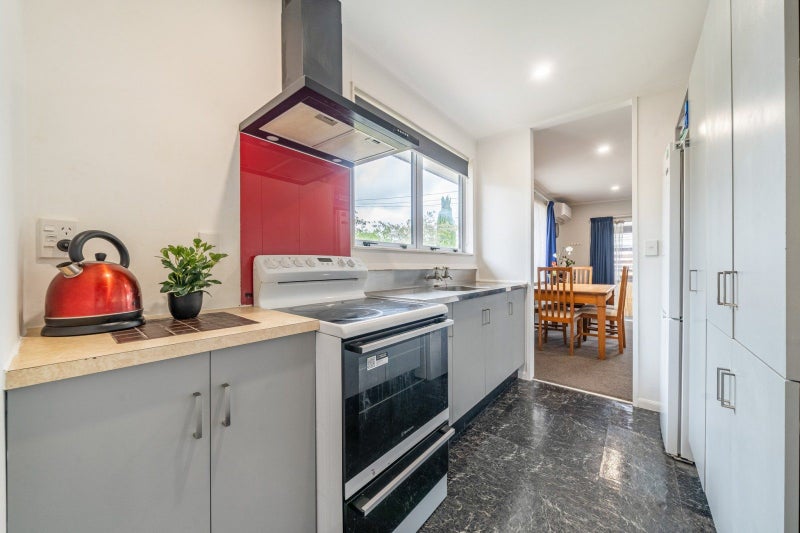 39 Naenae Road, Naenae, Lower Hutt - Carousel 2