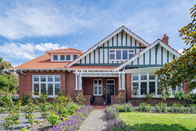 15 Ings Avenue, Saint Clair, Dunedin - Carousel 1