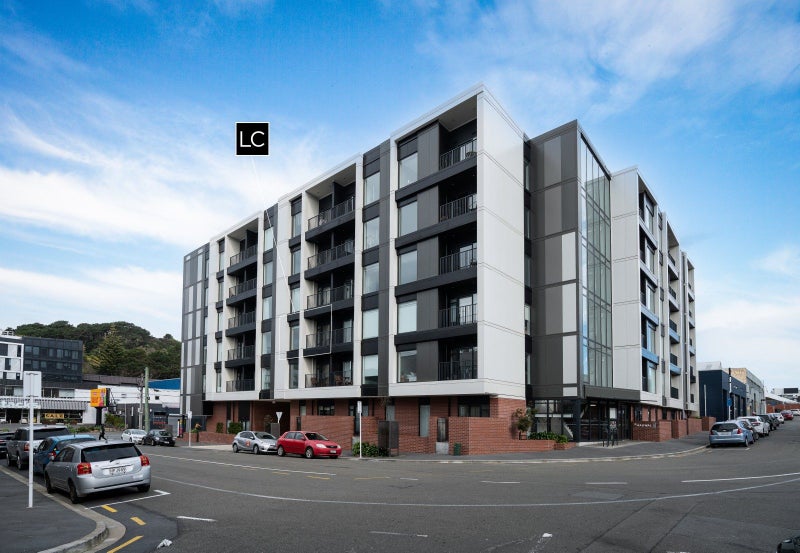 303/21 King Street, Mount Cook, Wellington - Carousel 2