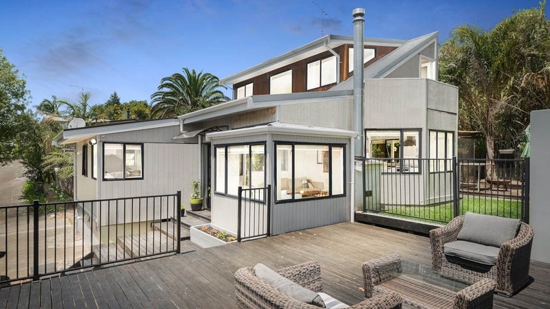 1/18 D'oyly Drive, Stanmore Bay, Whangaparāoa - Carousel 1