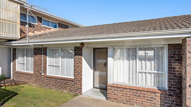 6/5 Ryburn Road, Mount Wellington, Auckland - Carousel 1