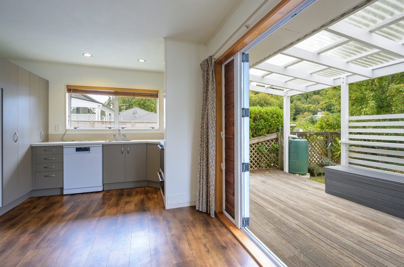 1/8 Tory Street, Maitai, Nelson - Carousel 2