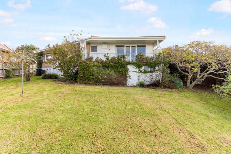 28 Silverton Avenue, Wai o Taiki Bay, Auckland - Carousel 2