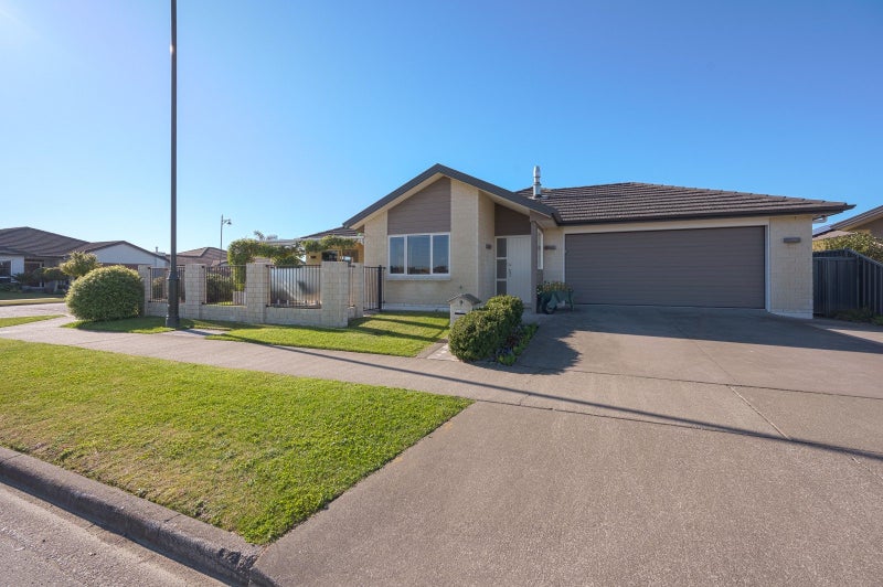 66 Orotu Drive, Poraiti, Napier - Carousel 1