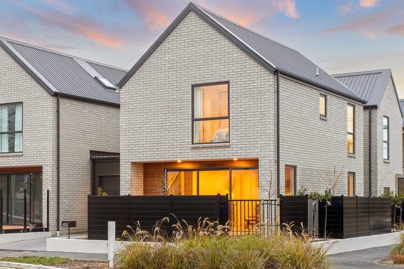 154 Westminster Street, Mairehau, Christchurch - Carousel 1