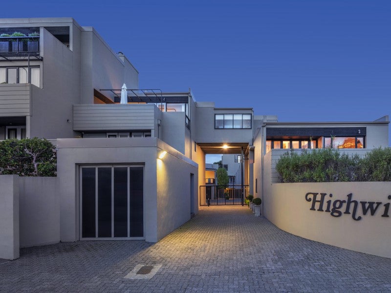 18/32 Hobson Street, Thorndon, Wellington - Carousel 1