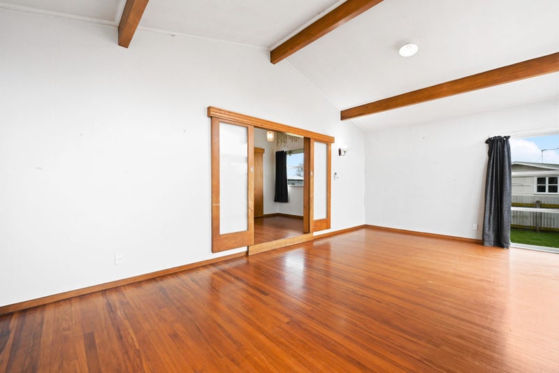 81 Snell Drive, Chartwell, Hamilton - Carousel 2