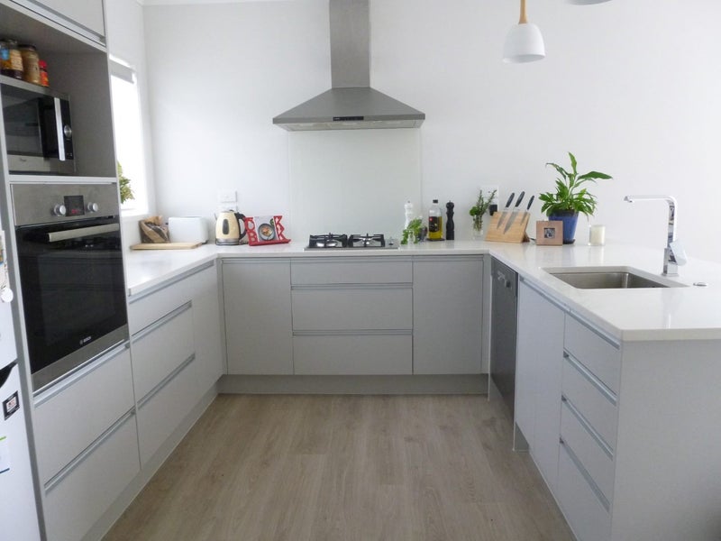 1 Springside Court, Huntington, Hamilton - Carousel 2