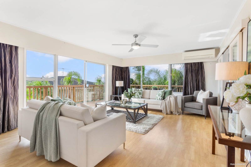 14 Mayfair Crescent, Mairangi Bay, Auckland - Carousel 2