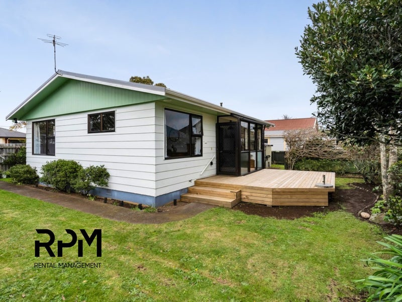 3 Kaimata Street, Brooklands, New Plymouth - Carousel 1