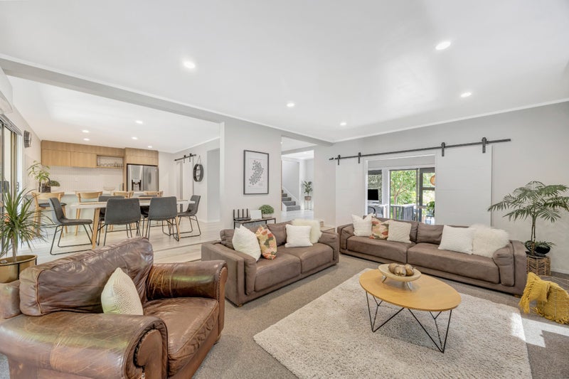 8 Opoia Road, Hamilton East, Hamilton - Carousel 2