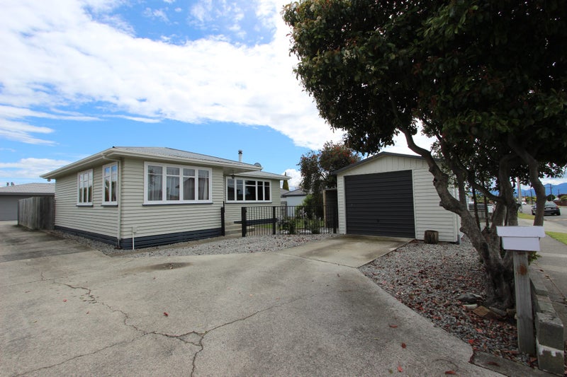 242 Scott Street, Redwoodtown, Blenheim - Carousel 1