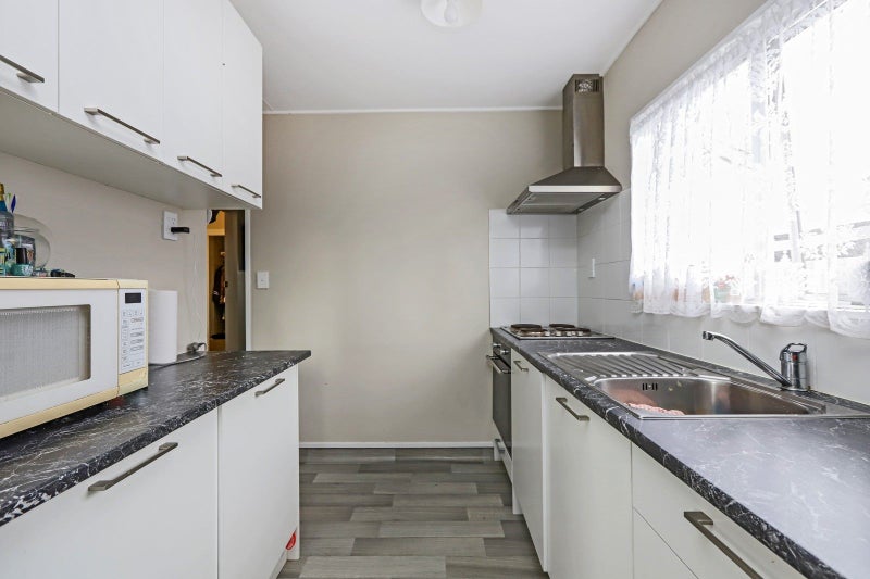 2B Kilkee TCE, Flaxmere, Hastings - Carousel 2