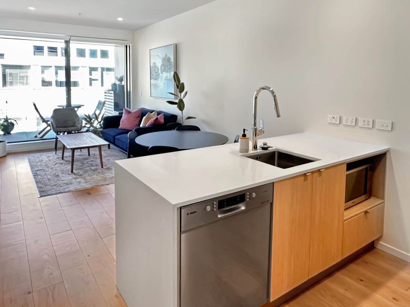 112/9 Madeira Lane, Grafton, Auckland - Carousel 1