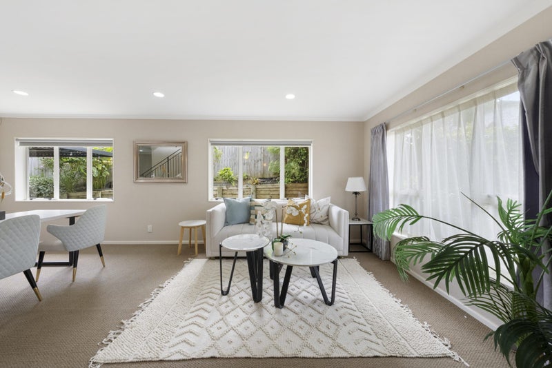 4 Viera Drive, Flat Bush, Auckland - Carousel 2