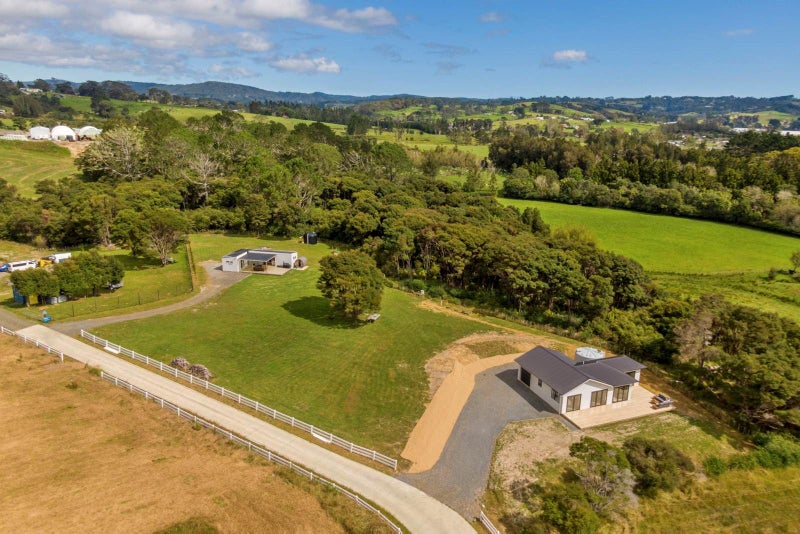 19 Houkura Place, Henderson - Carousel 25