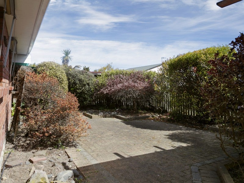 2/137 Heuheu Street, Taupo, Taupo - Carousel 2