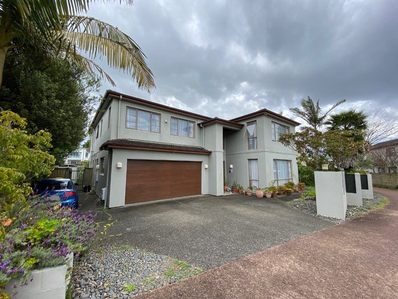 58 Amberwood Drive, Northpark, Auckland - Carousel 1