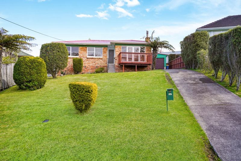 43 Taupo Street, Green Bay, Auckland - Carousel 1