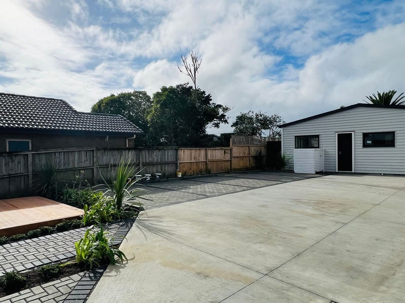 82A Eversleigh Road, Belmont, Auckland - Carousel 10