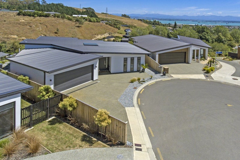 23 Hill Tops Way, Stoke, Nelson - Carousel 1
