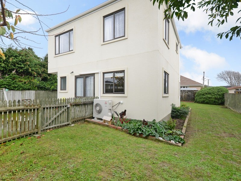 10A Guiness Street, Avalon, Lower Hutt - Carousel 15