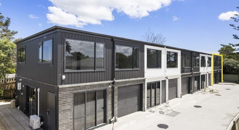 7E Tairere Crescent, Rosehill, Papakura - Carousel 1