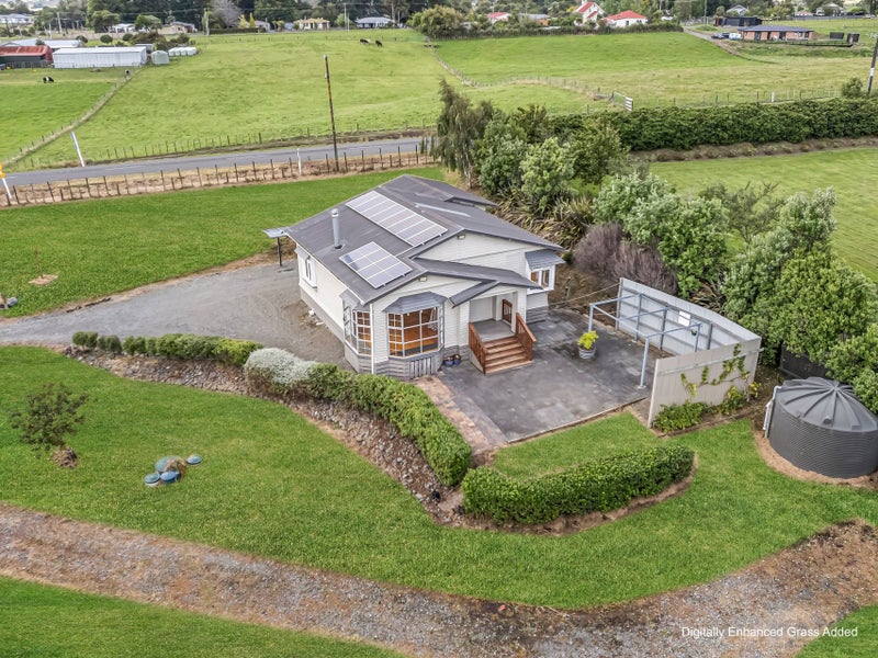 16 Mount Biggs Road, Halcombe, Halcombe - Carousel 1