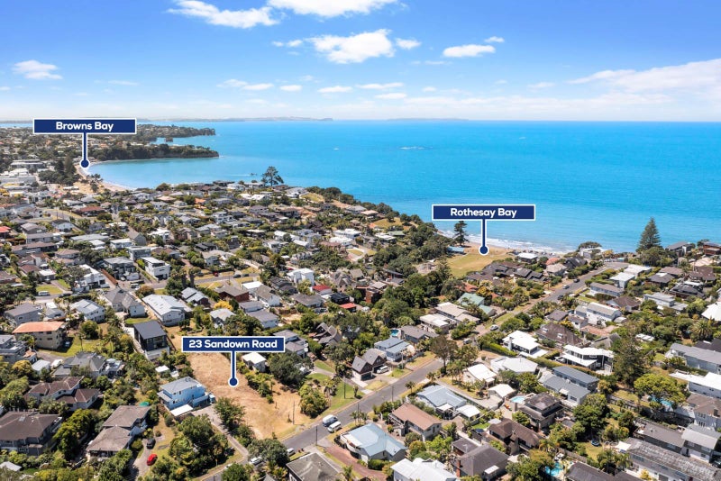 23 Sandown Road, Rothesay Bay, Auckland - Carousel 1