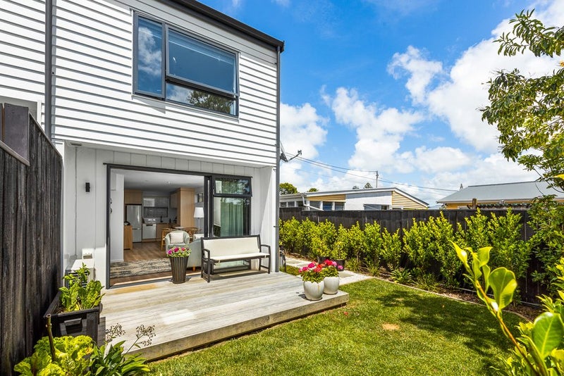 8/48 Salisbury Road, Birkdale, Auckland - Carousel 1