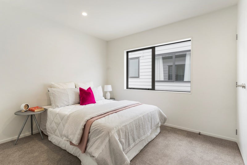 17 John Burn Road, Takanini, Auckland - Carousel 2