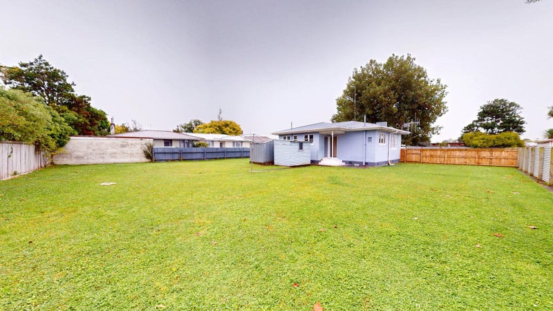 80 Ferguson Street, Awapuni, Palmerston North - Carousel 9