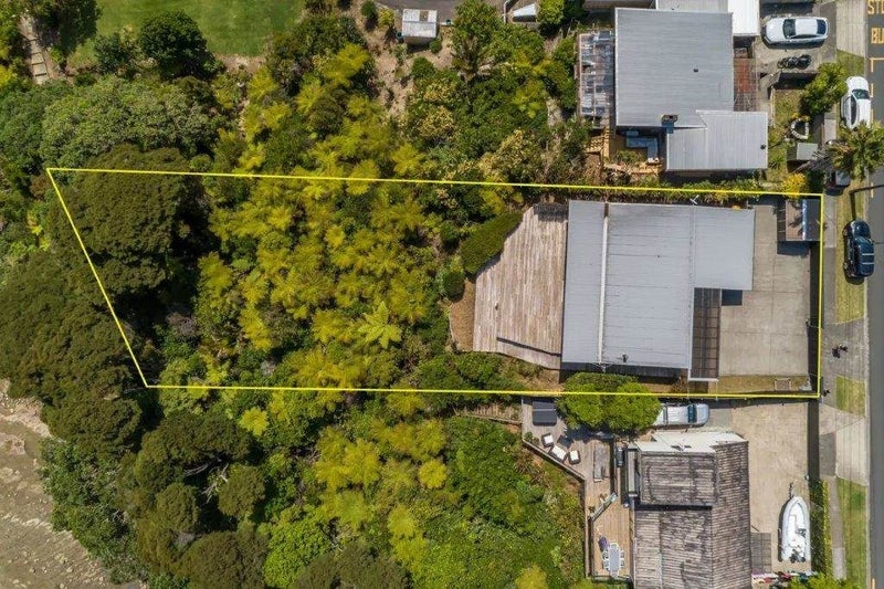 781 Whangaparaoa Road, Manly, Whangaparaoa - Carousel 19