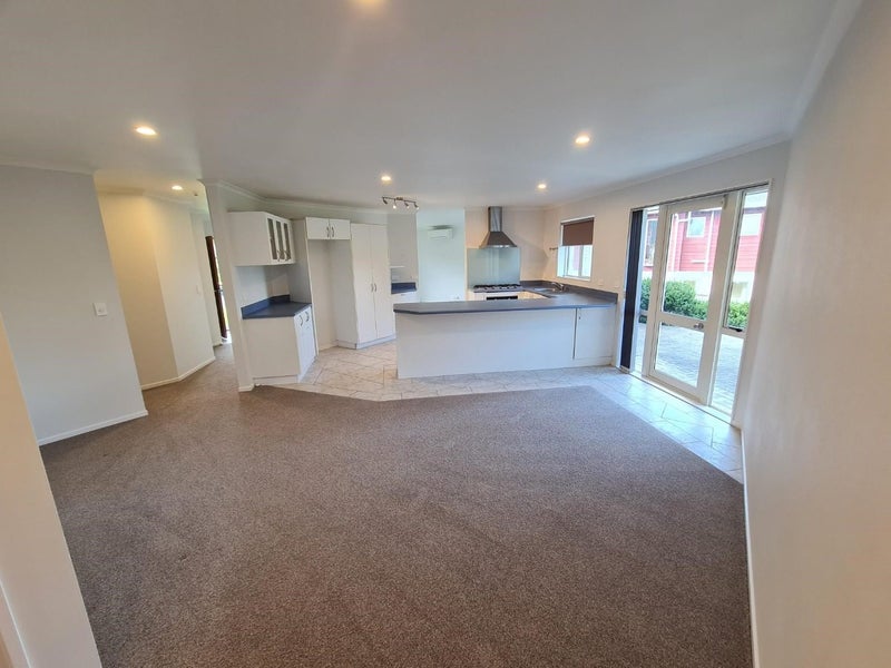 26 Castaway Place, Gulf Harbour, Whangaparaoa - Carousel 2