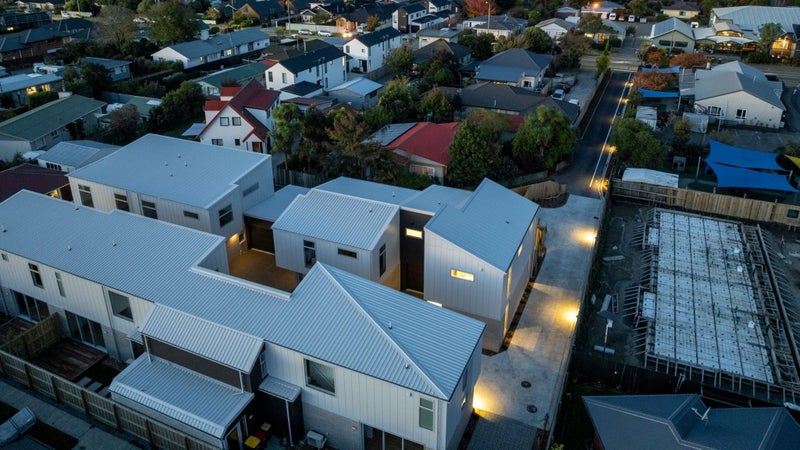 4/243 Lyttelton Street, Spreydon, Christchurch - Carousel 1