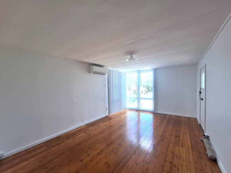 44 Taniwha Street, Wai o Taiki Bay, Auckland - Carousel 2