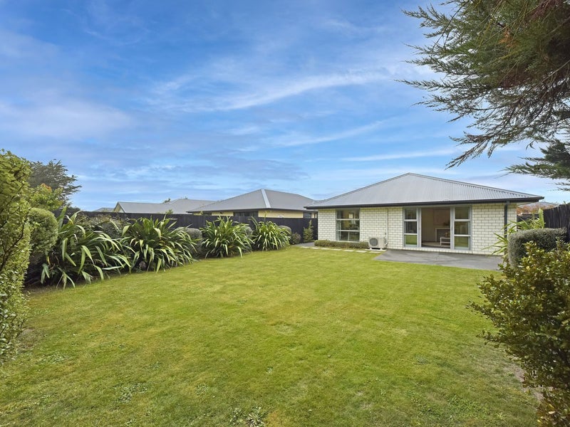 27 Robert Duncan Road, Belfast, Christchurch - Carousel 20