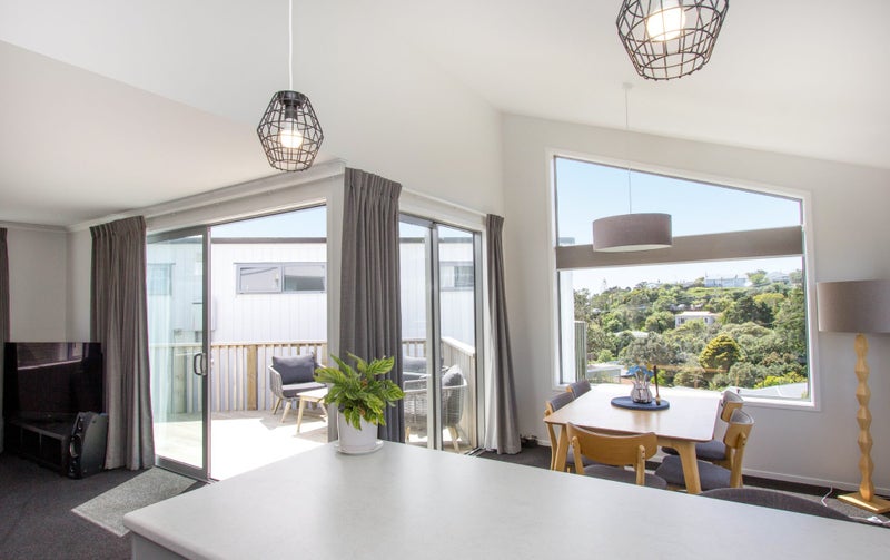 36 Lyndfield Lane, Newlands, Wellington - Carousel 2
