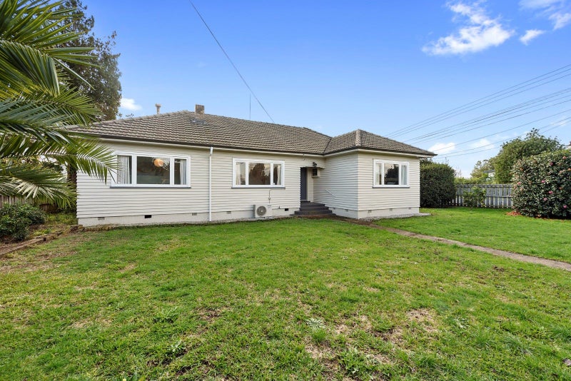 32 Grandview Road, Nawton, Hamilton - Carousel 1