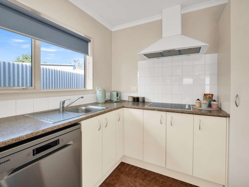 1B Oban Street, Holmes Hill, Oamaru - Carousel 2