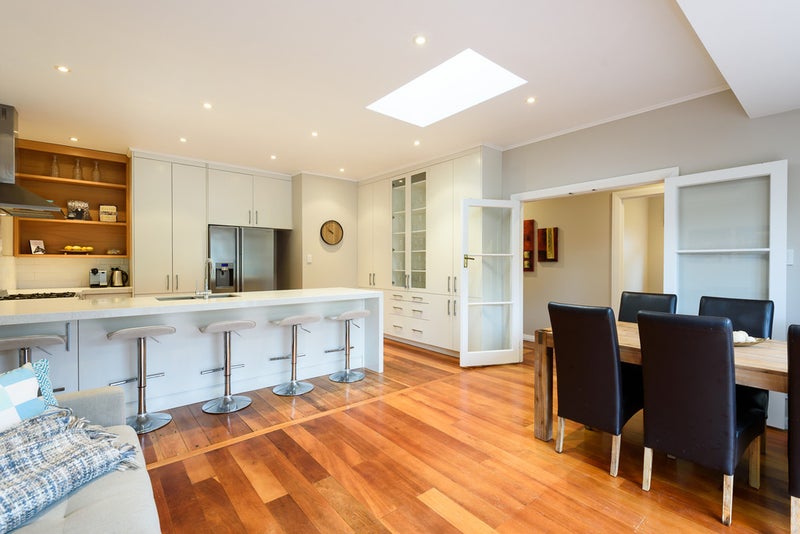 20 Reading Street, Karori, Wellington - Carousel 2