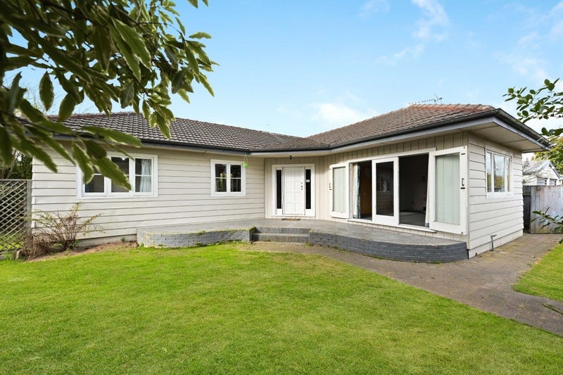 184 Clyde Street, Hamilton East, Hamilton - Carousel 1