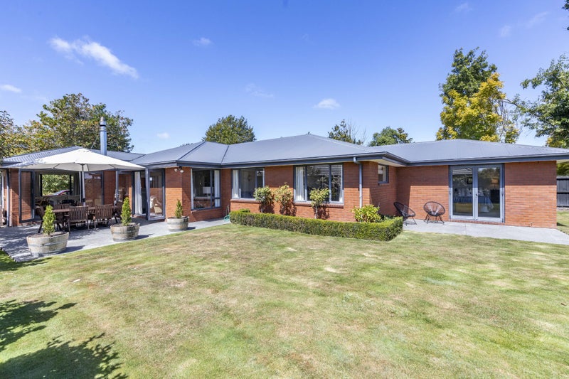 21 Riverwood Boulevard, Redwood, Christchurch - Carousel 1