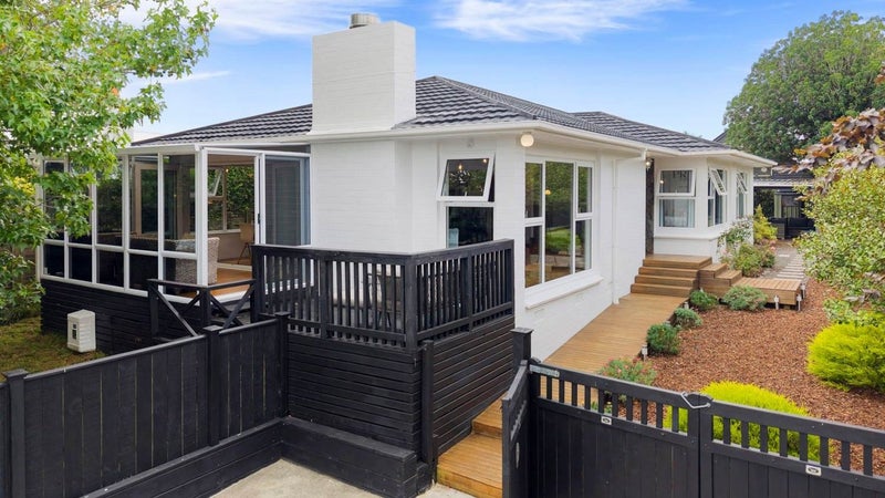 68 Pembroke Crescent, Glendowie, Auckland - Carousel 1