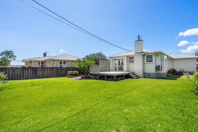 303 Chadwick Road, Gate Pa, Tauranga - Carousel 1